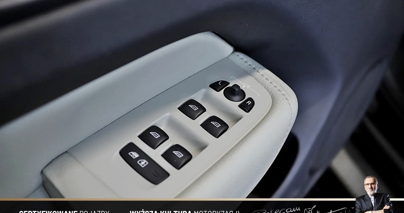Volvo XC 60 cena 139898 przebieg: 129412, rok produkcji 2019 z Lipsko małe 596